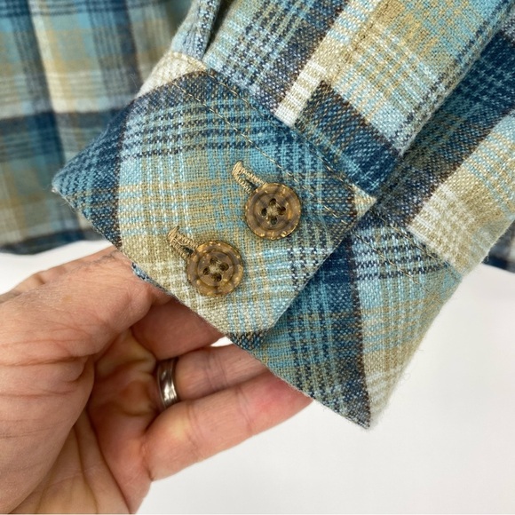 Pendleton Turquoise Blue Plaid 100% Virgin Wool Button-Up Shirt Wms sz Medium - Picture 4 of 12